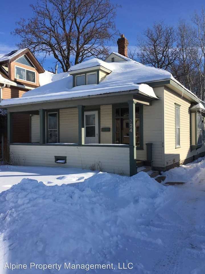 224 S Walts Ave - Photo 2 of 8