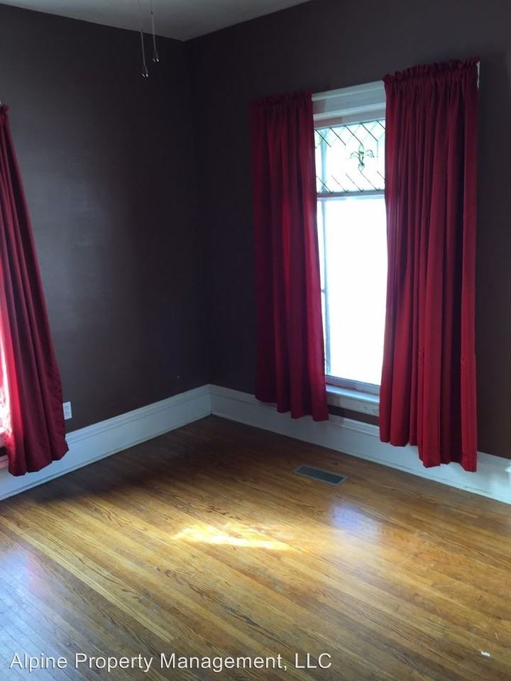 224 S Walts Ave - Photo 3 of 8