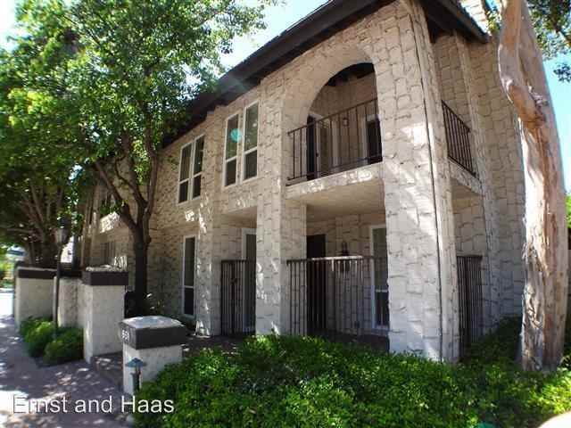 651 Edith Way - Photo 3 of 33