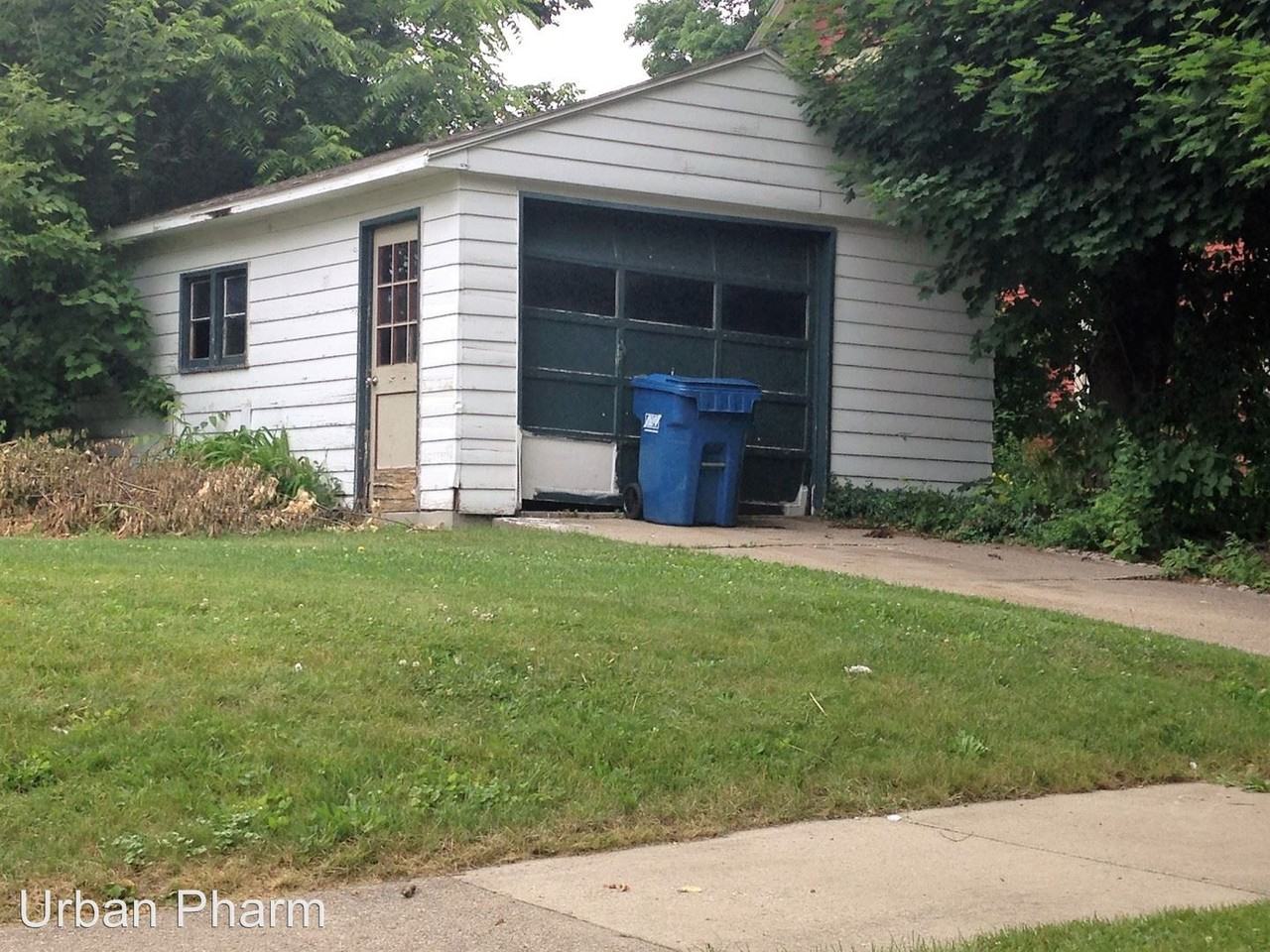 1525 Fulton St E - Photo 3 of 3