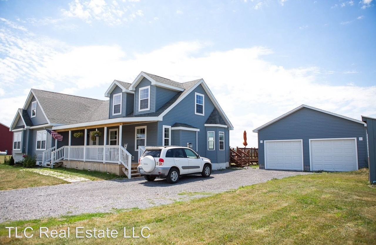 30024 Gardnerville Rd - Photo 2 of 23