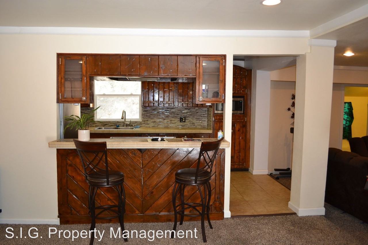3412 Barham Blvd - Photo 2 of 19