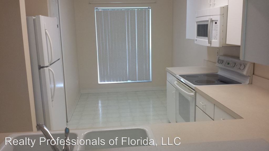 3696 Eversholt St - Photo 2 of 15