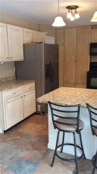 1380 18 Mile Rd - Photo 3 of 17