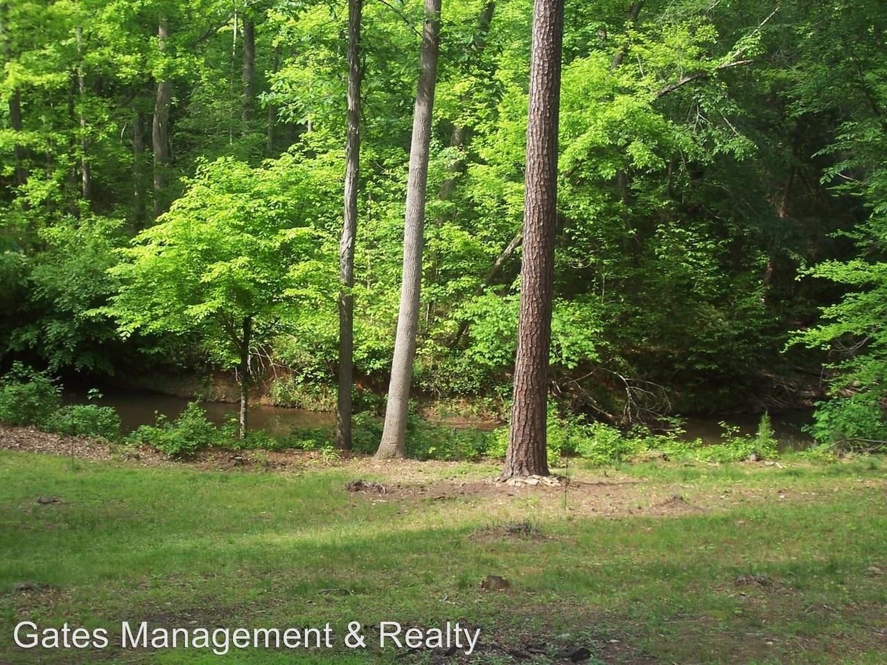 2315 Clark Farm Rd - Photo 2 of 10