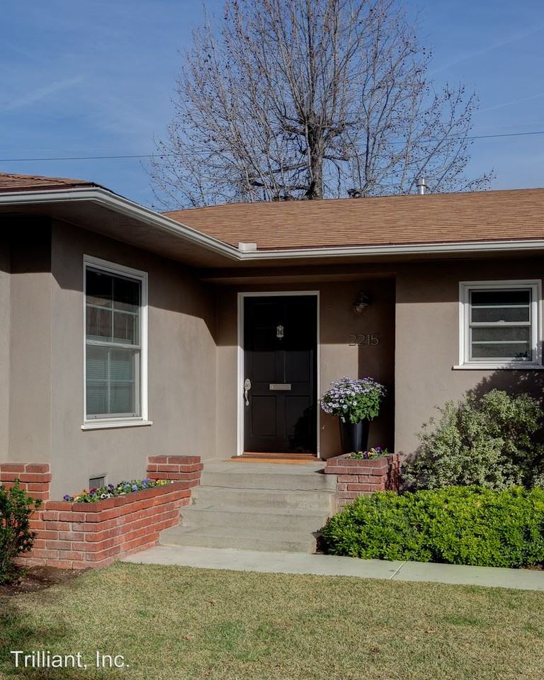 2215 Monte Vista St - Photo 2 of 25