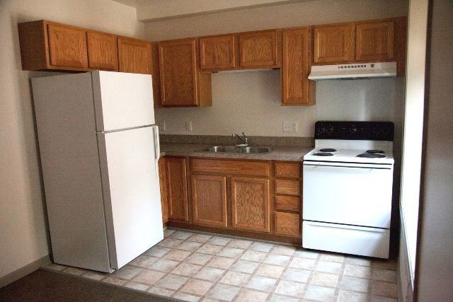 The Whitdell Apartments - Photo 3 of 7