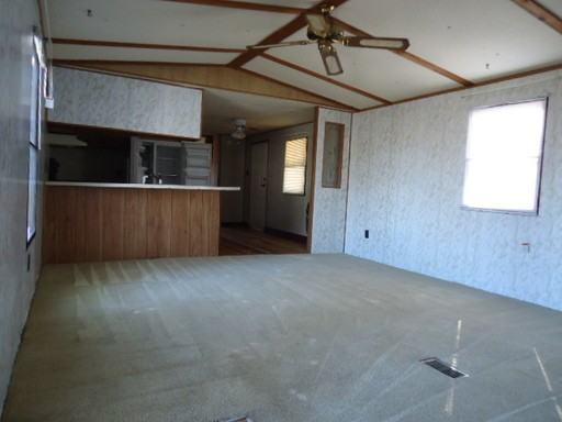 441 Swinson Rd - Photo 2 of 15