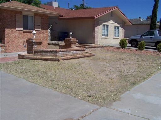 705 Martha Gale Dr - Photo 2 of 15