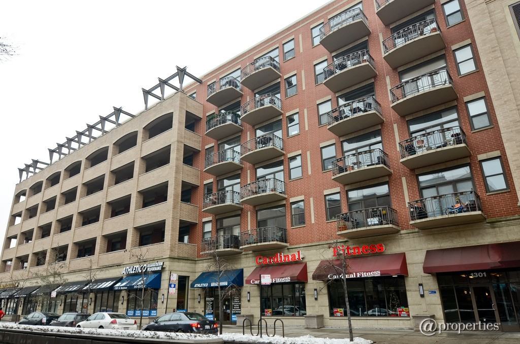 1301 W Madison St #505