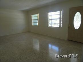 667 Dianne Dr - Photo 2 of 11