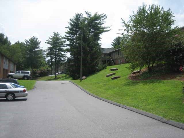 Woodbridge Apartments - Photo 2 of 6