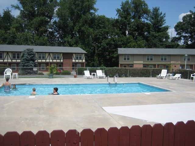 Woodbridge Apartments - Photo 3 of 6