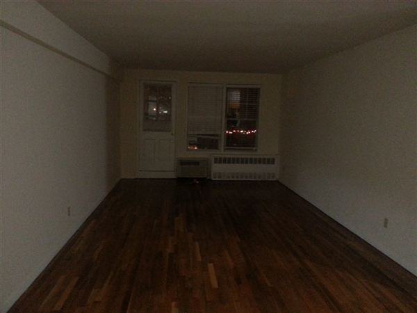30 Lenox Rd