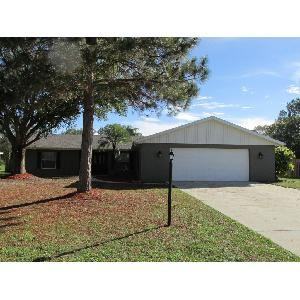 2008 Shoreland Dr - Photo 2 of 17