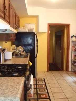 101 1/2 S Pine St - Photo 3 of 8