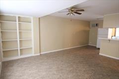 452 Comal Ave - Photo 2 of 7