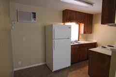 452 Comal Ave - Photo 3 of 7