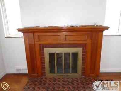13500 Rutherford St - Photo 2 of 2