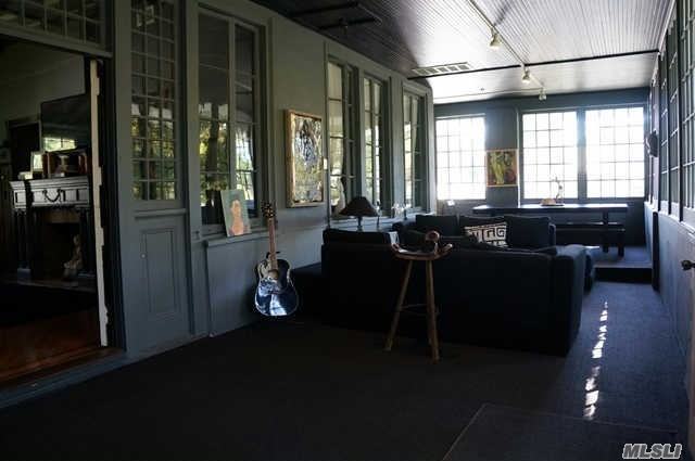 36 Littleworth Ln - Photo 3 of 20