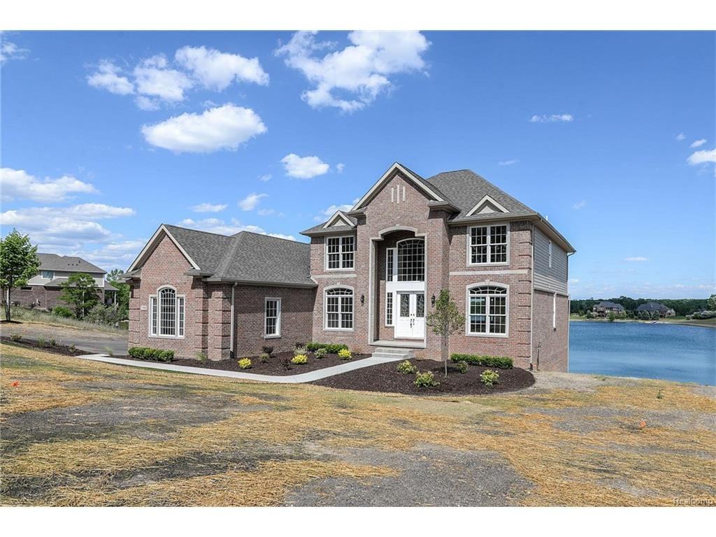 1769 Kriss Crossing - Photo 2 of 60