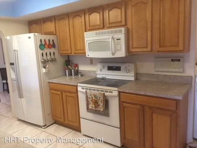 11892 67th Ave N - Photo 2 of 15