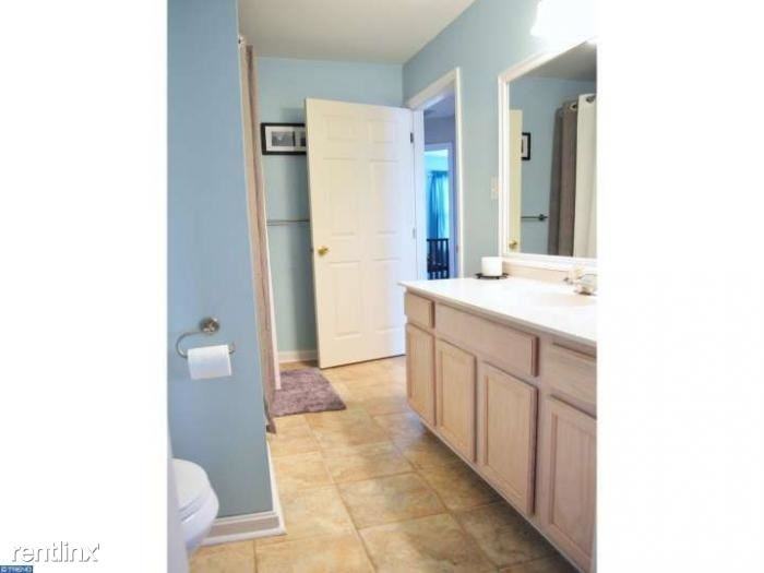 55 Millstream Rd - Photo 2 of 10