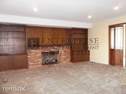 1730 Tradewinds Ln - Photo 2 of 10