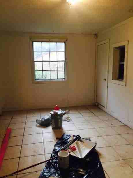 2260 Clinton St - Photo 2 of 4