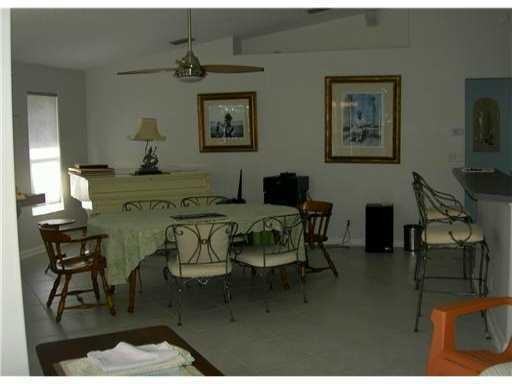 8688 Rodeo Dr - Photo 3 of 8