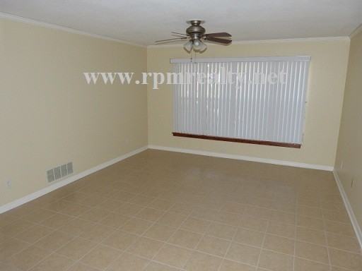 304 Broadview Ave - Photo 3 of 14