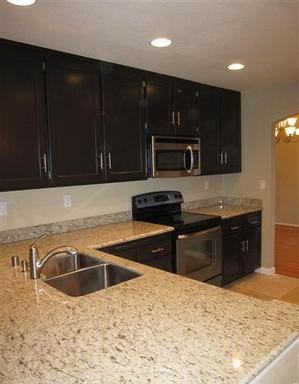 141 Creek Way - Photo 3 of 12