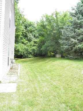 2702 4 Seasons Dr - Photo 2 of 18