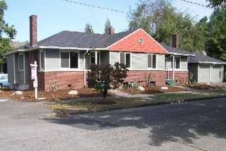 1707 NE Jarrett St - Photo 2 of 25