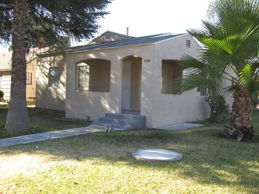 2498 Lincoln Dr - Photo 2 of 23