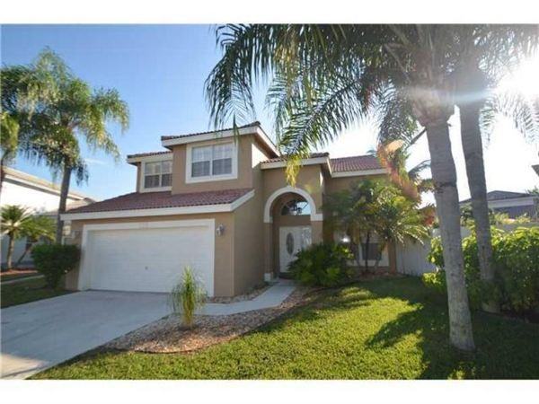 7112 Davit Cir - Photo 2 of 6