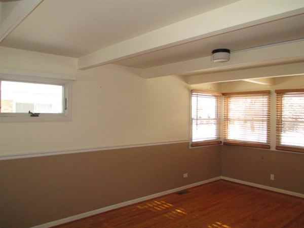 438 Golf Rd - Photo 2 of 8