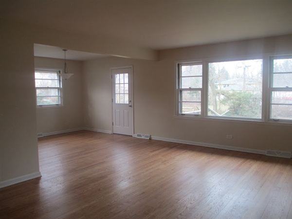 1424 Willow Rd - Photo 2 of 14