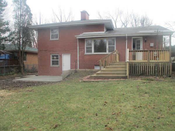 1424 Willow Rd - Photo 3 of 14