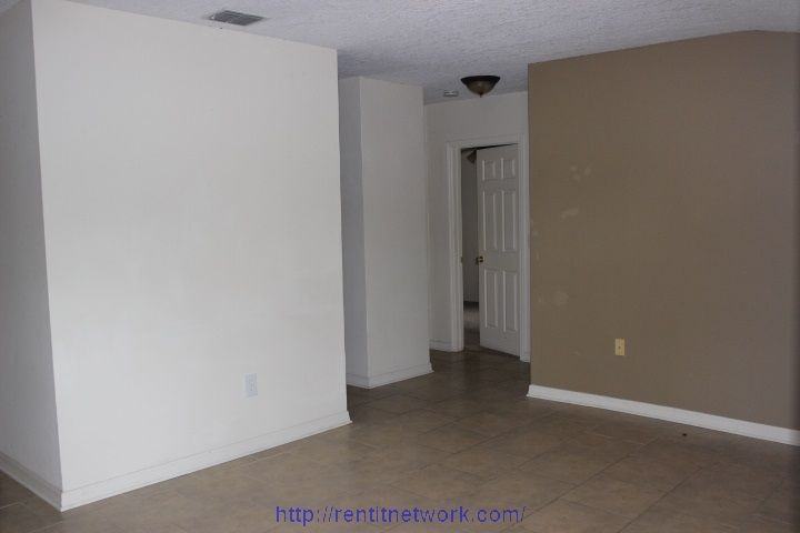 4119 Wiggins Dr - Photo 3 of 16