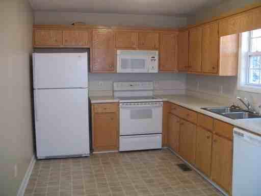 15 Briar Chase Ct - Photo 3 of 9