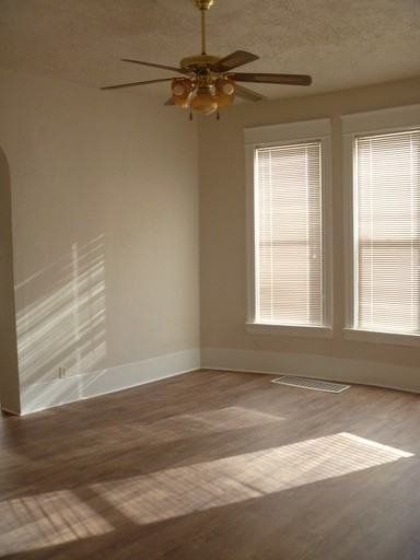 2687 Lincoln Ave - Photo 2 of 21