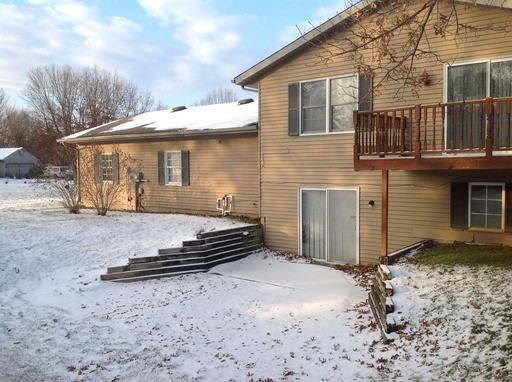 52316 Country Ct - Photo 2 of 12