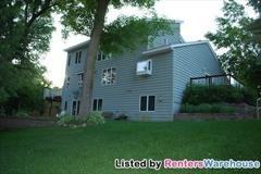 331 Deerfoot Trail - Photo 3 of 15