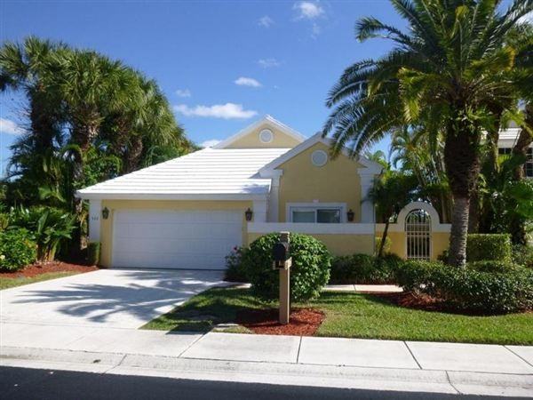 922 Drury Pl - Photo 3 of 6