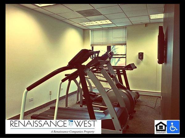 2517 W Fullerton Ave - Photo 2 of 5