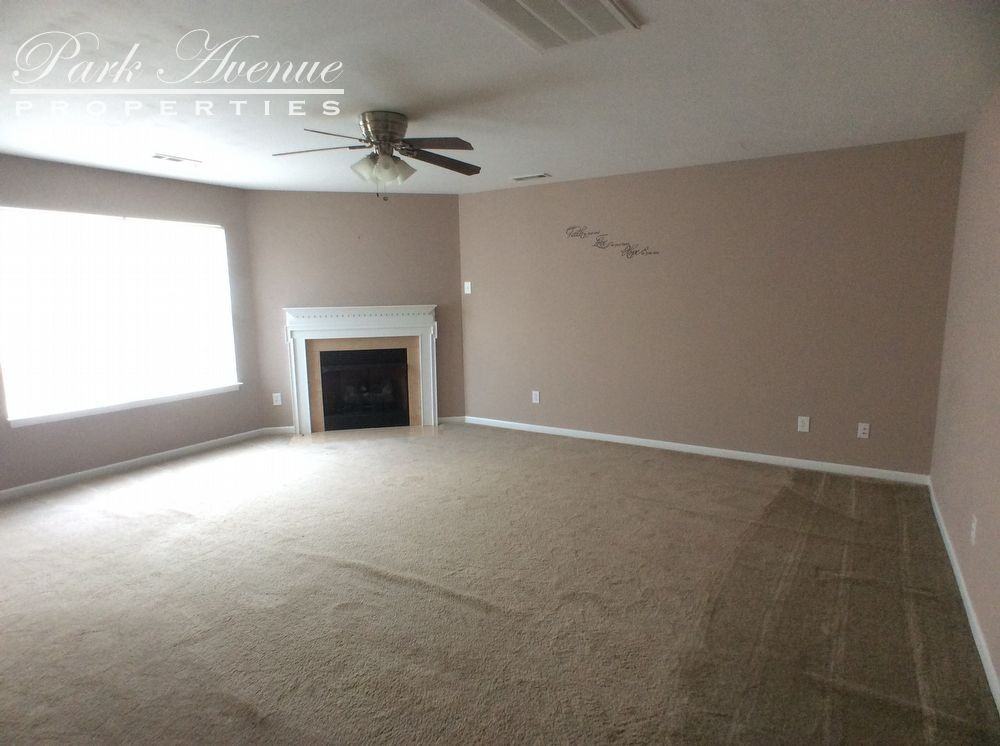 3208 Ian Patrick Ave - Photo 3 of 15