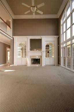 2289 Savannah Ln - Photo 3 of 7