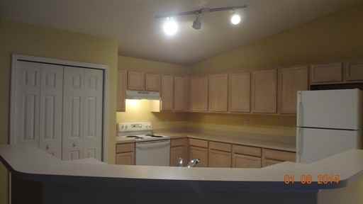 552 Lee Ave - Photo 3 of 14