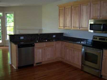 105 Chanticleer Ct - Photo 2 of 5
